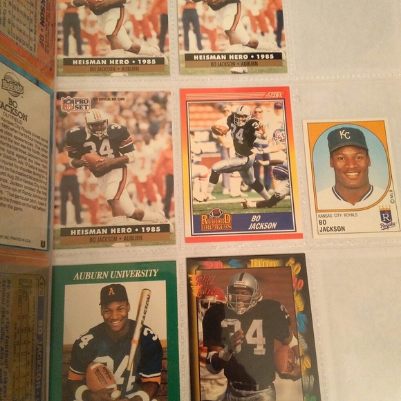 -Bo Jackson 15 card + 1 sticker Bundle
Cards - Picture 2 of 4